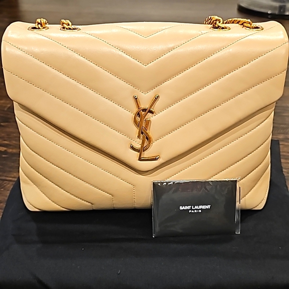 SAINT LAURENT HANGBAG